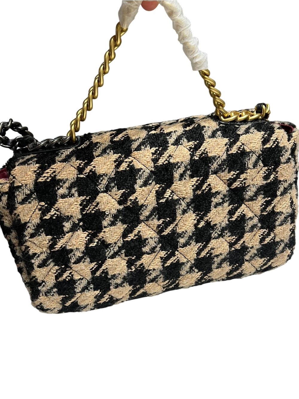Houndstooth Tweed Black and Beige Flap Bag w/Chain Strap - Picture 7 of 8